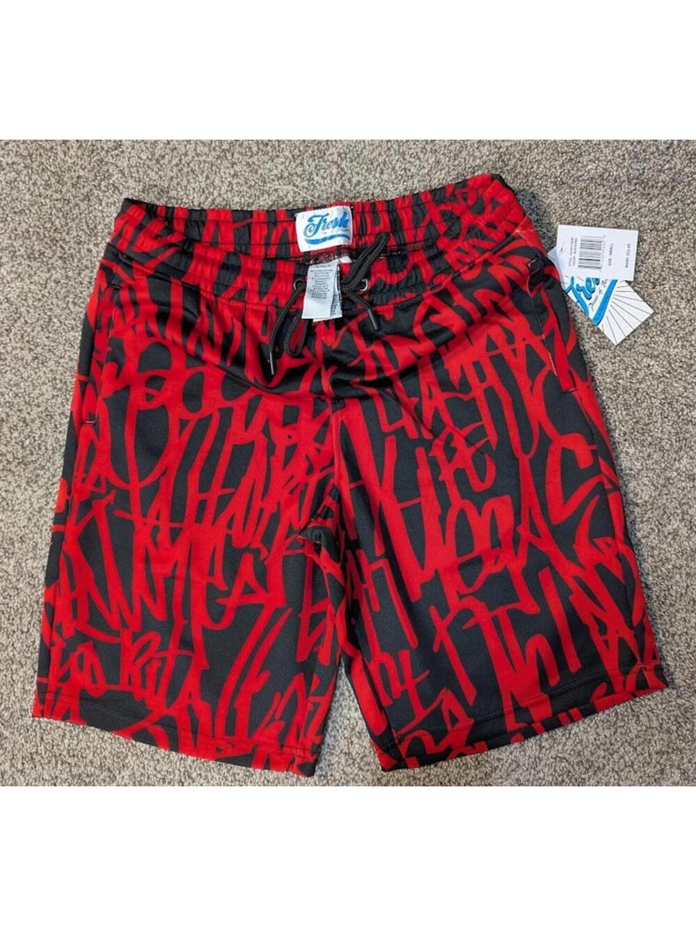 Fresh by Drill Clothing Co Graffiti Print Shorts Small NWT Red Black D2307-Y3087